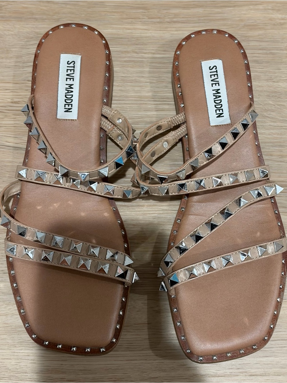 Steve Madden Nude/Tan Pyramid Stud Slide Sandals